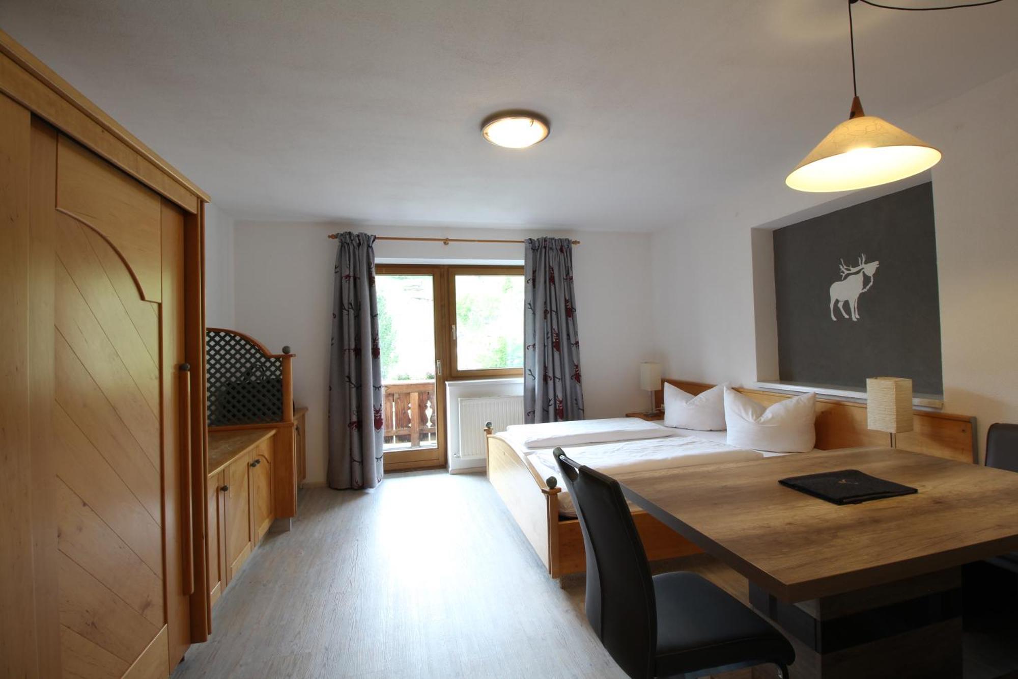 Appartements Alpenland 레르모스 외부 사진