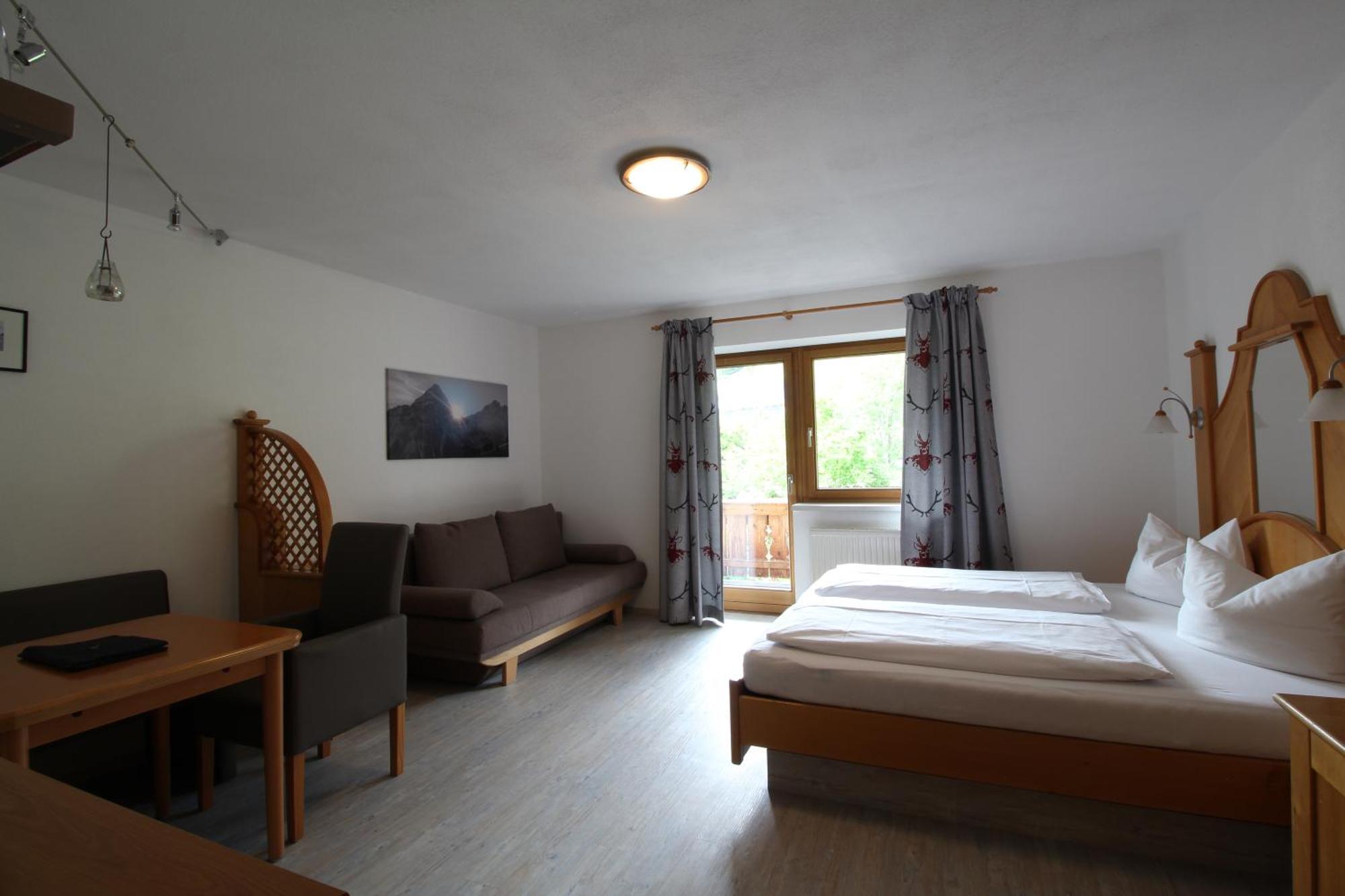 Appartements Alpenland 레르모스 외부 사진