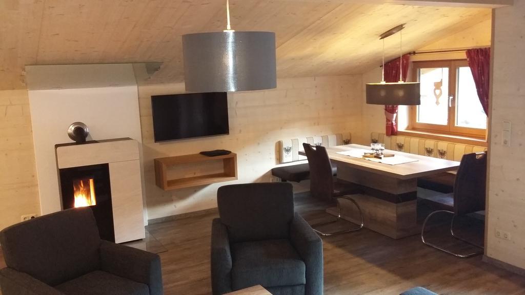 Appartements Alpenland 레르모스 객실 사진